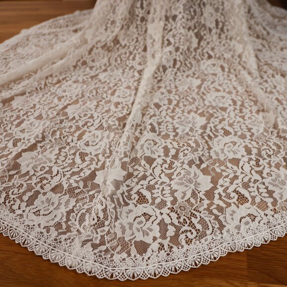 NEW, NEVER WORN WILDERLY BRIDE WEDDING GOWN DRESS, DAHLIA STYLE - Picture 9 of 11